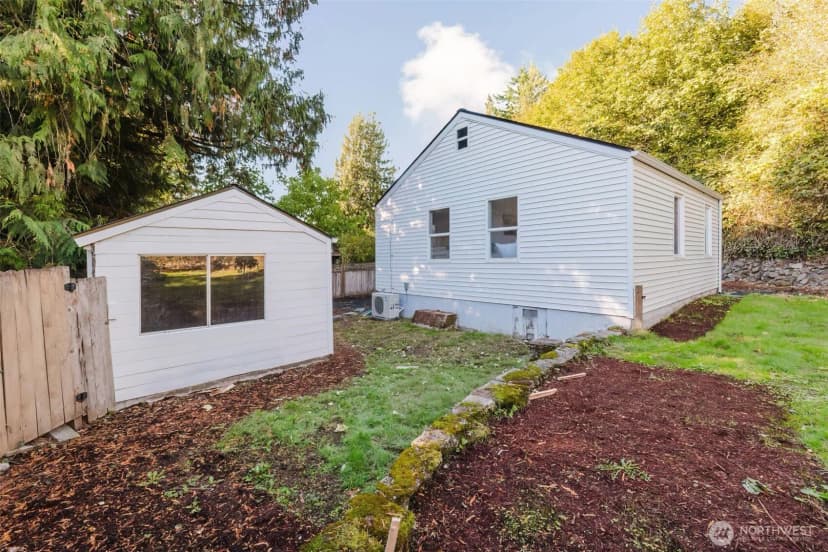 Property photo for 720 S Charleston Avenue, Bremerton photo 23