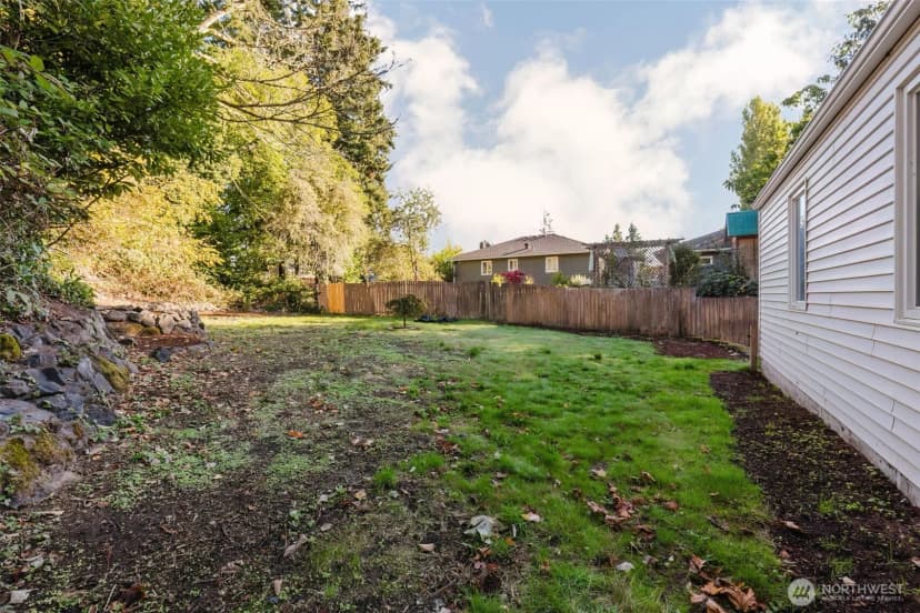 Property photo for 720 S Charleston Avenue, Bremerton photo 20