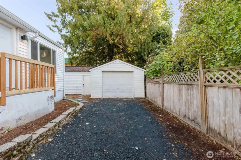 Property photo for 720 S Charleston Avenue, Bremerton photo 27
