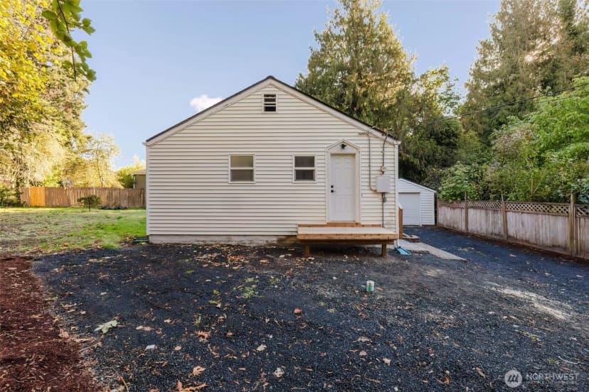 Property photo for 720 S Charleston Avenue, Bremerton photo 3