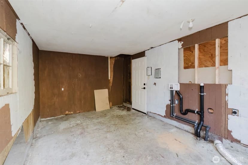 Property photo for 720 S Charleston Avenue, Bremerton photo 26