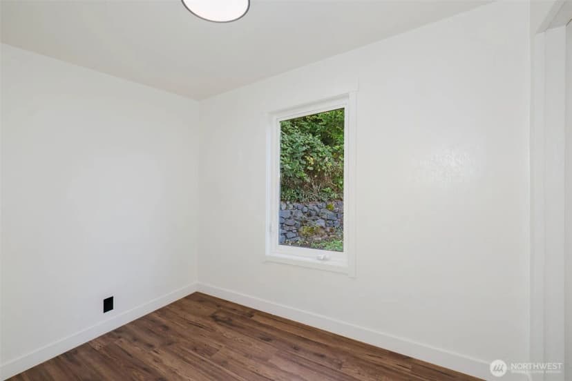 Property photo for 720 S Charleston Avenue, Bremerton photo 17