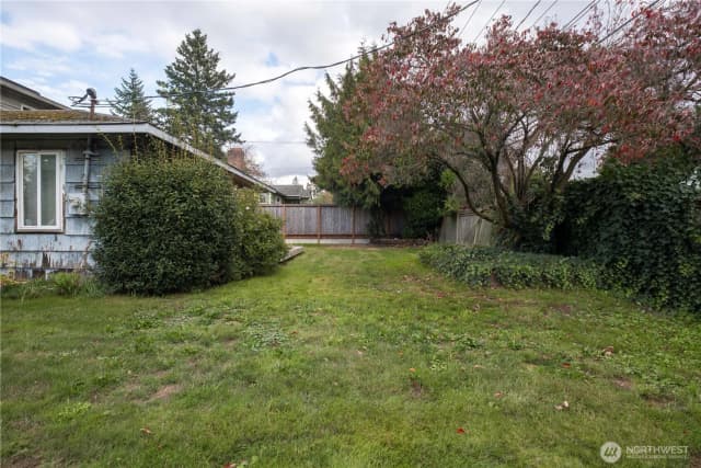Property photo for 2640 S 128th Street, Burien photo 5