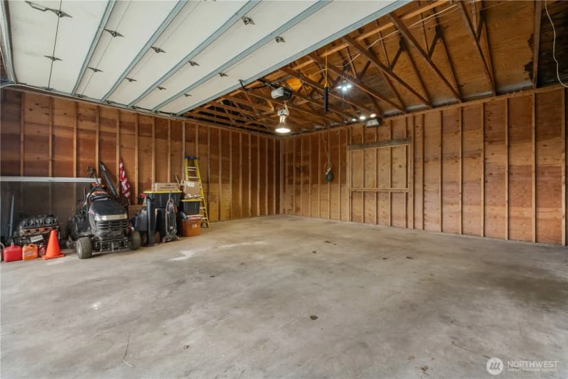 Property photo for 2640 S 128th Street, Burien photo 32