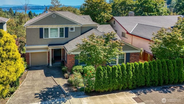 Property photo for 5021 Pullman Avenue Ne, Seattle