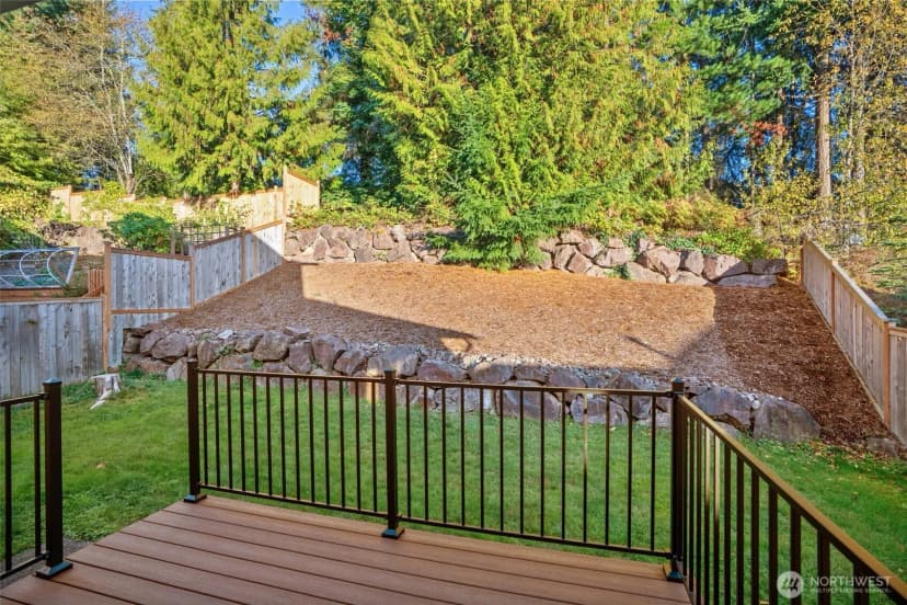 Property photo for 14307 53rd Avenue Se, Everett photo 9