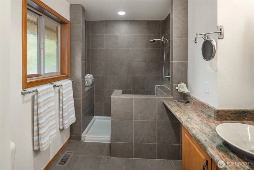 Property photo for 821 S 31st Street, Renton photo 20