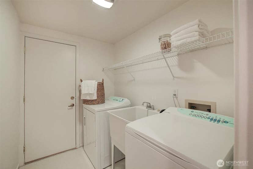 Property photo for 214 31st Avenue S, Seattle photo 35