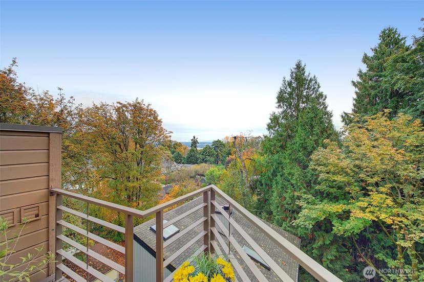Property photo for 214 31st Avenue S, Seattle photo 15
