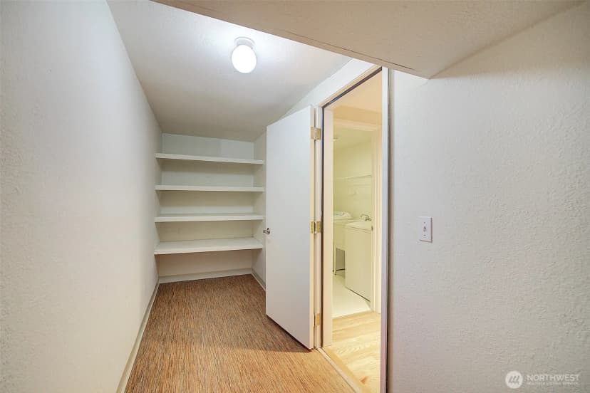 Property photo for 214 31st Avenue S, Seattle photo 36
