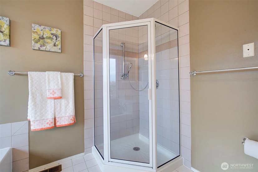 Property photo for 214 31st Avenue S, Seattle photo 26