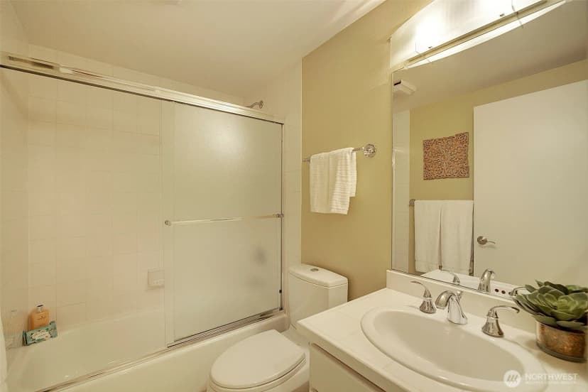 Property photo for 214 31st Avenue S, Seattle photo 34