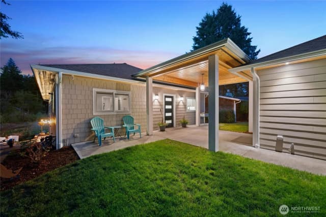 Property photo for 7020 Holmes Island Road Se, Olympia photo 4