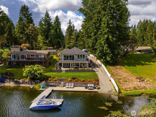 Property photo for 7020 Holmes Island Road Se, Olympia photo 2