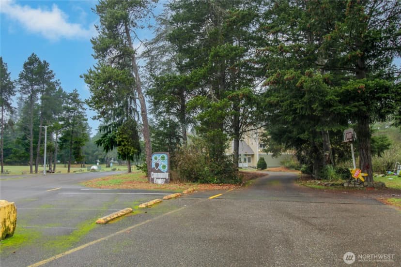 Property photo for 17042 Arborvitae Court Se, Yelm photo 38