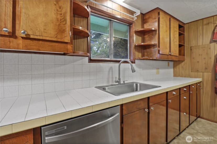 Property photo for 17042 Arborvitae Court Se, Yelm photo 12