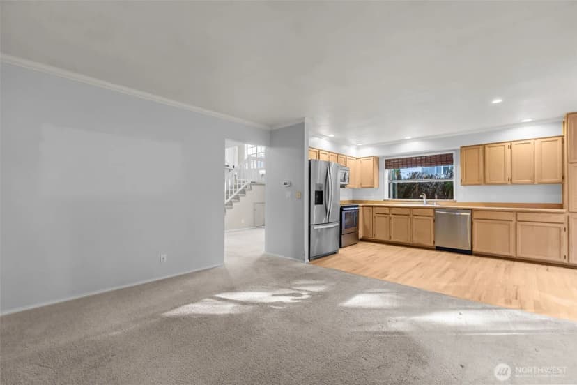 Property photo for 819 S 32nd St, Renton photo 11