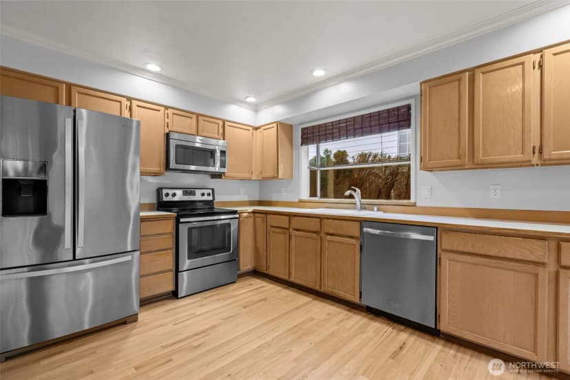 Property photo for 819 S 32nd St, Renton photo 14