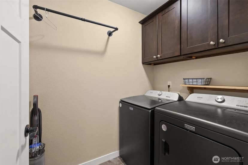 Property photo for 113 Ronge Street N, Roy photo 16