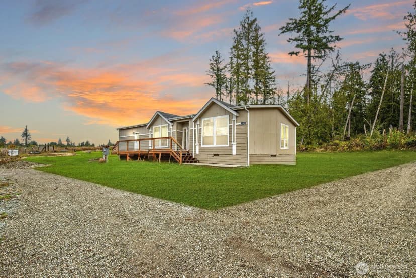 Property photo for 7203 126th Street Nw, Tulalip