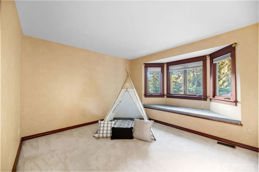 Property photo for 9925 Ne 197th Street, Bothell photo 23