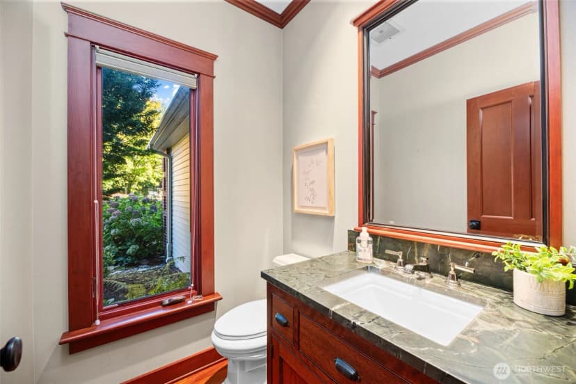 Property photo for 9925 Ne 197th Street, Bothell photo 13