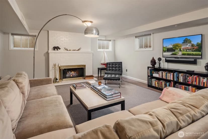 Property photo for 1268 Parkside Drive E, Seattle photo 23