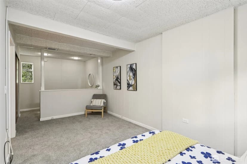 Property photo for 3225 165th Avenue Se, Bellevue photo 19