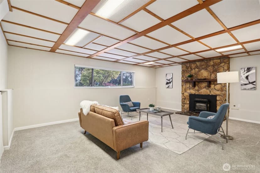 Property photo for 3225 165th Avenue Se, Bellevue photo 23