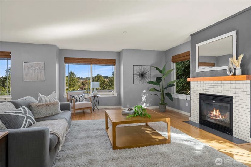 Property photo for 13827 Macadam Road S, Tukwila photo 5
