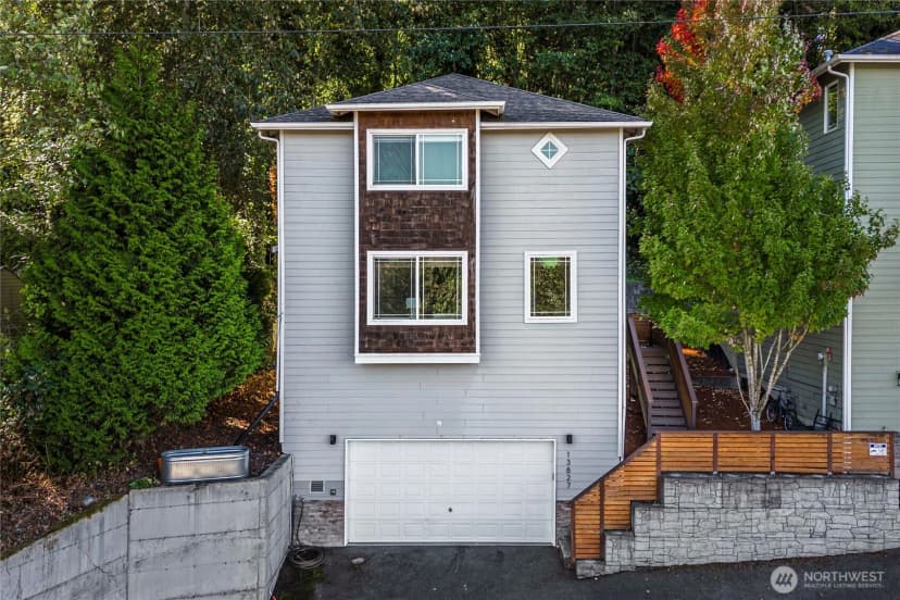 Property photo for 13827 Macadam Road S, Tukwila photo 29