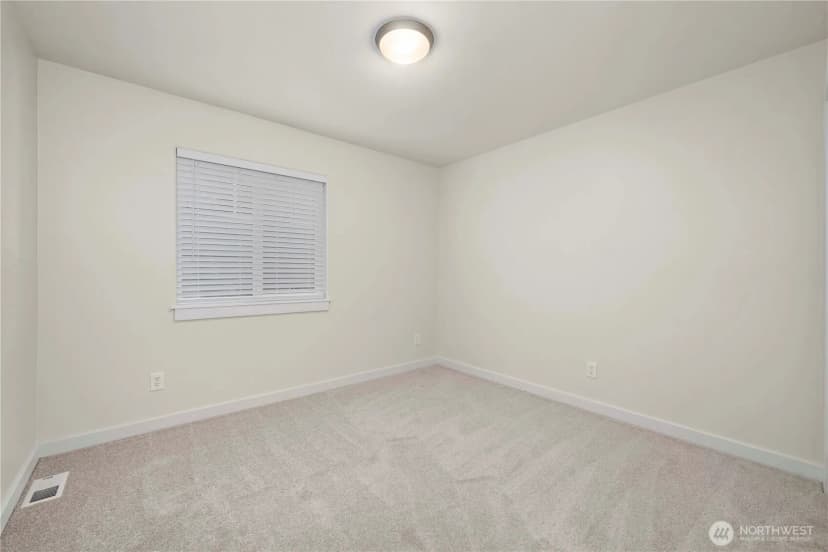 Property photo for 13827 Macadam Road S, Tukwila photo 20
