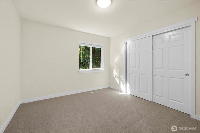 Property photo for 13827 Macadam Road S, Tukwila photo 21
