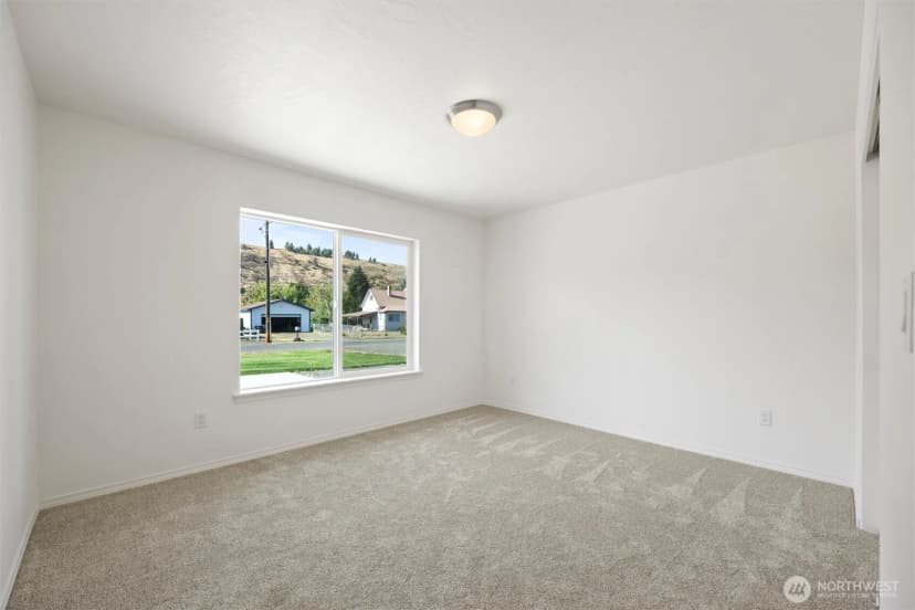 Property photo for 15077 S 5th Street, Dayton photo 21