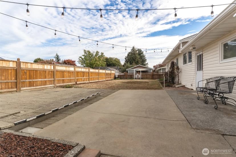 Property photo for 1720 E Street, Lynden photo 36