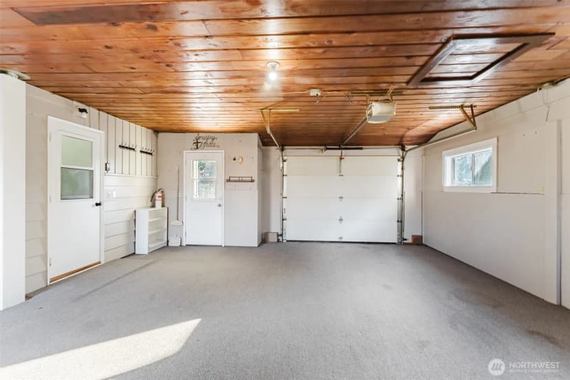 Property photo for 1720 E Street, Lynden photo 33
