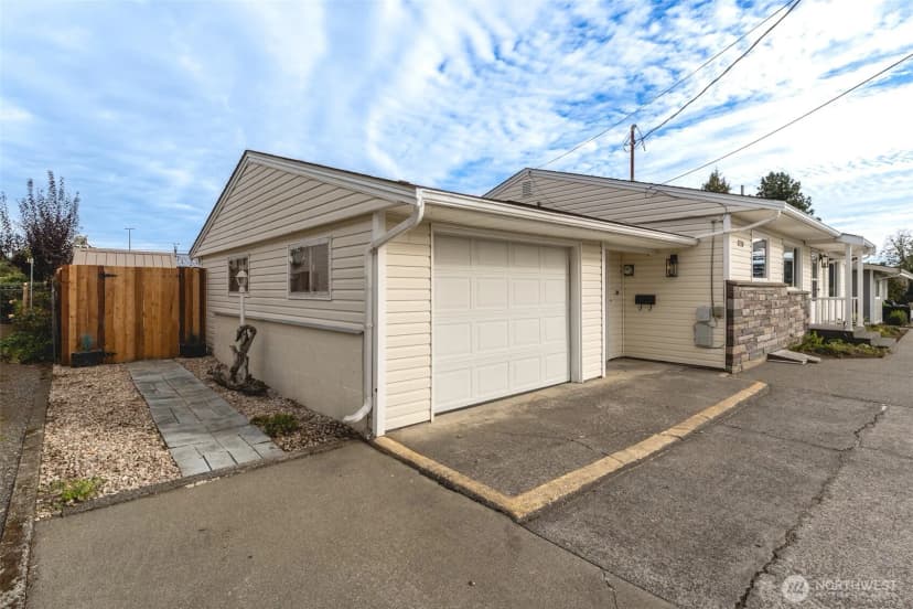 Property photo for 1720 E Street, Lynden photo 40