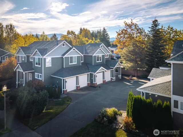 Property photo for 7605 Dogwood Lane Se, Snoqualmie photo 2