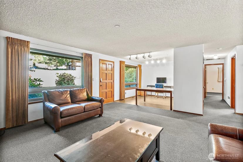 Property photo for 19815 95th Avenue S, Renton photo 9