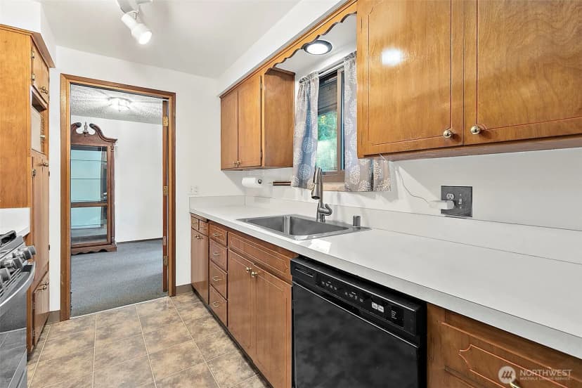 Property photo for 19815 95th Avenue S, Renton photo 19