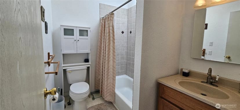 Property photo for 19310 320th Avenue Ne, Duvall photo 8