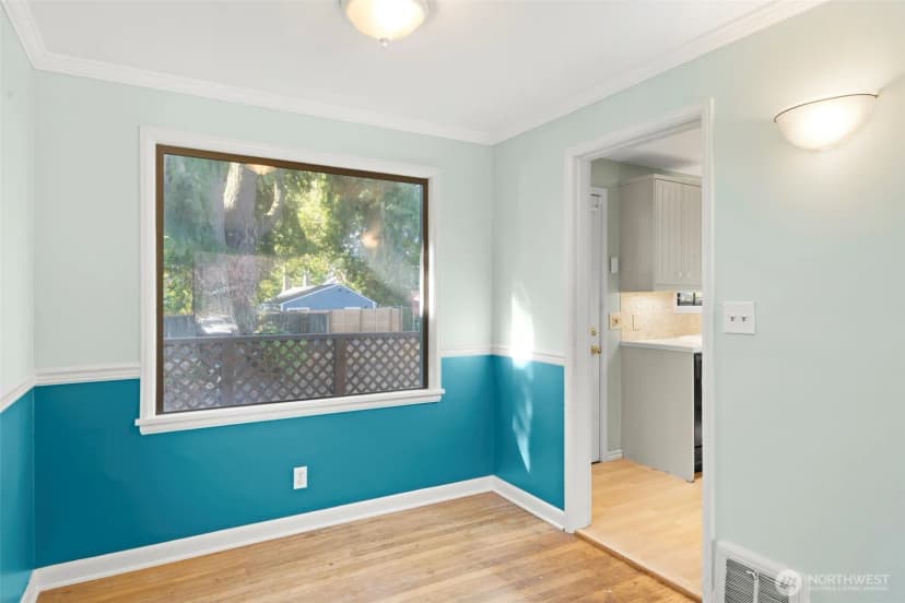 Property photo for 10747 Dayton Avenue N, Seattle photo 11