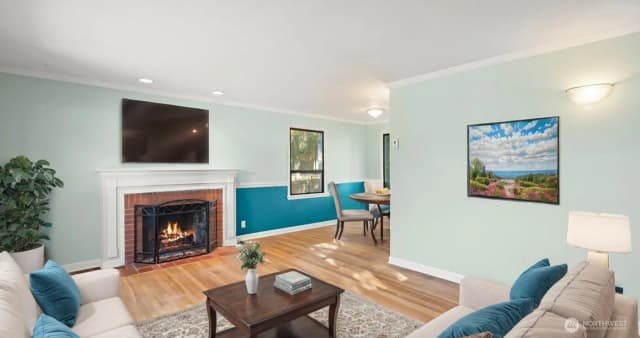 Property photo for 10747 Dayton Avenue N, Seattle photo 5