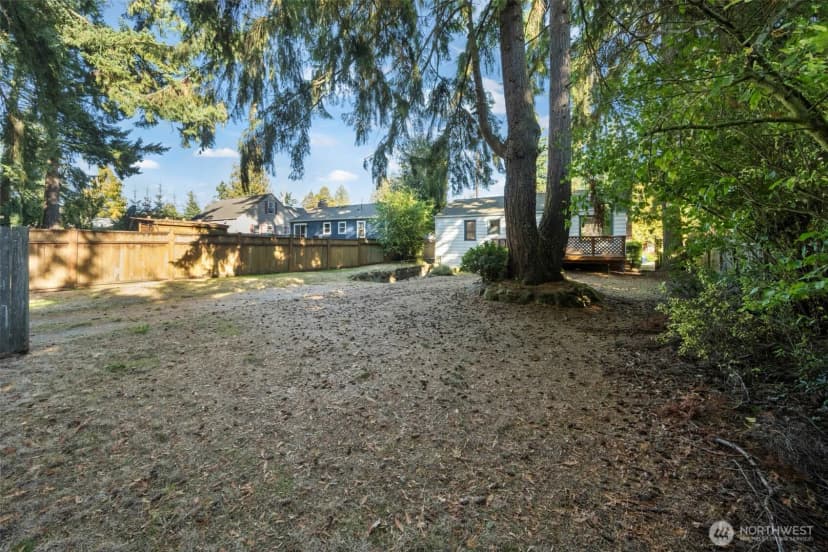 Property photo for 10747 Dayton Avenue N, Seattle photo 30