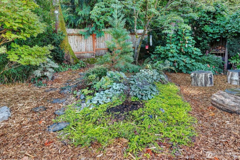 Property photo for 1047 S Donovan Street, Seattle photo 36