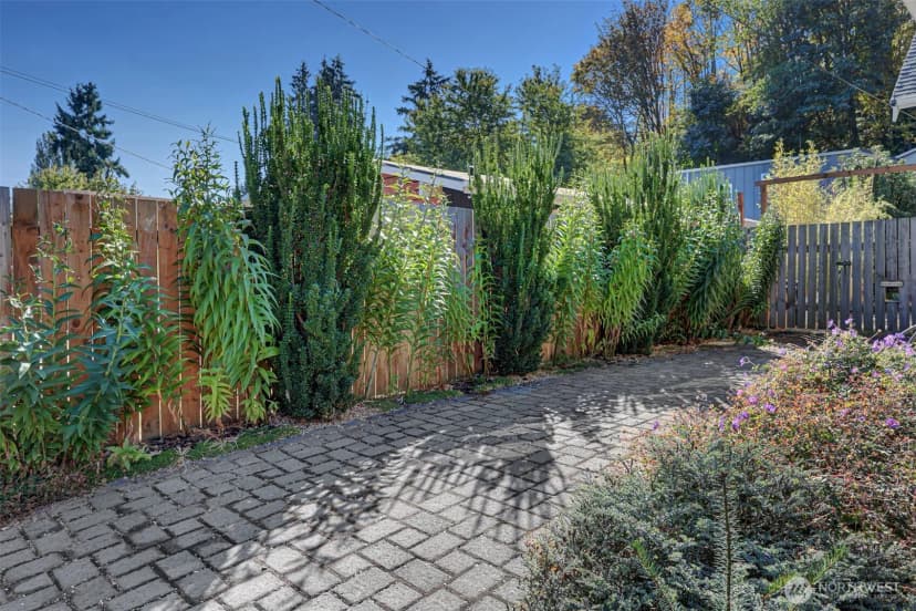 Property photo for 1047 S Donovan Street, Seattle photo 29