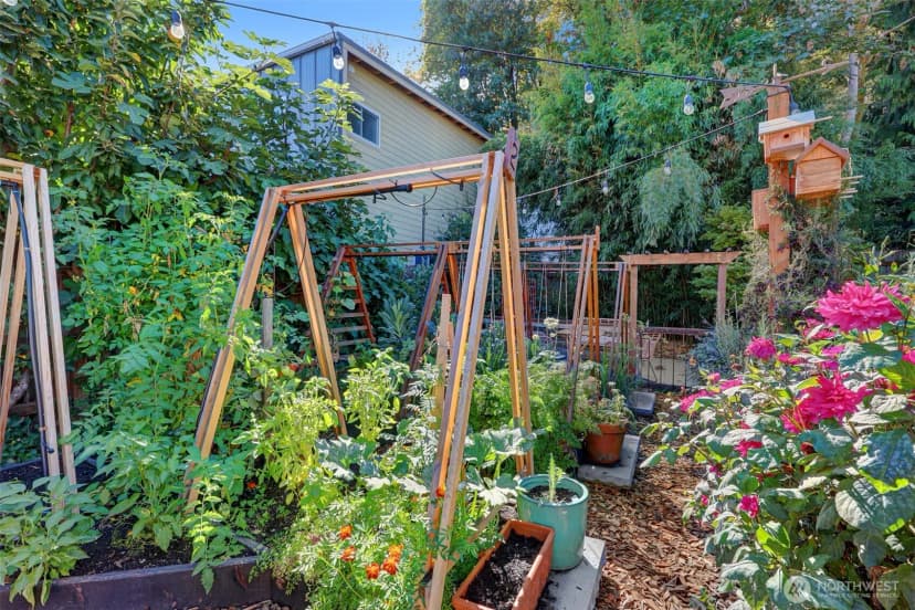 Property photo for 1047 S Donovan Street, Seattle photo 31