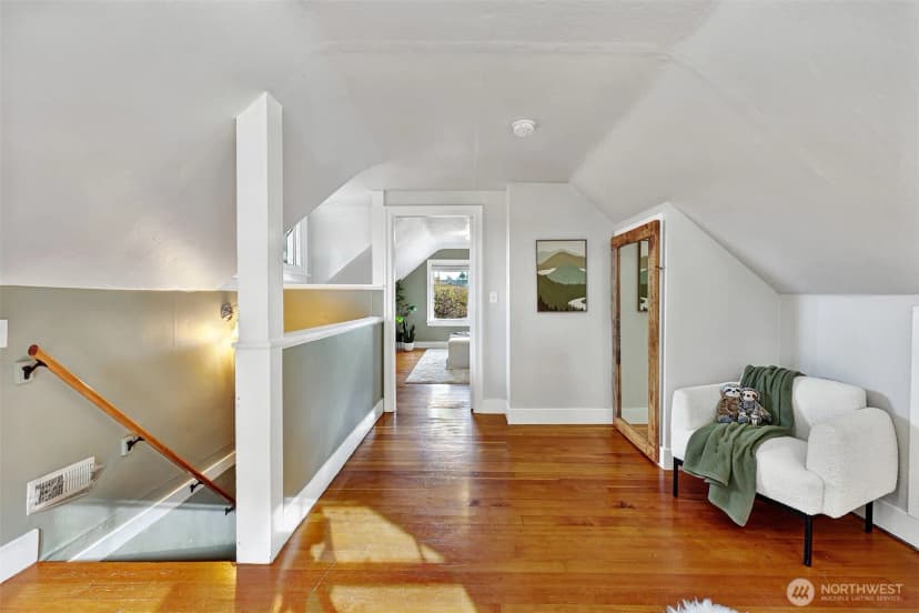 Property photo for 1047 S Donovan Street, Seattle photo 19
