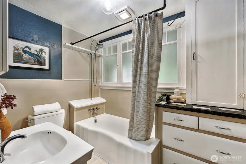 Property photo for 1047 S Donovan Street, Seattle photo 15