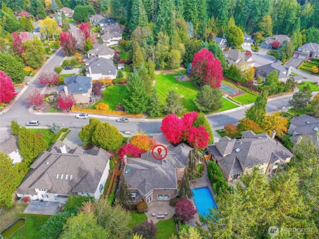 Property photo for 24625 Ne 22nd Street, Sammamish photo 3